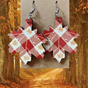 Plaid Maple Leaf Shaped Wooden Drop Earrings